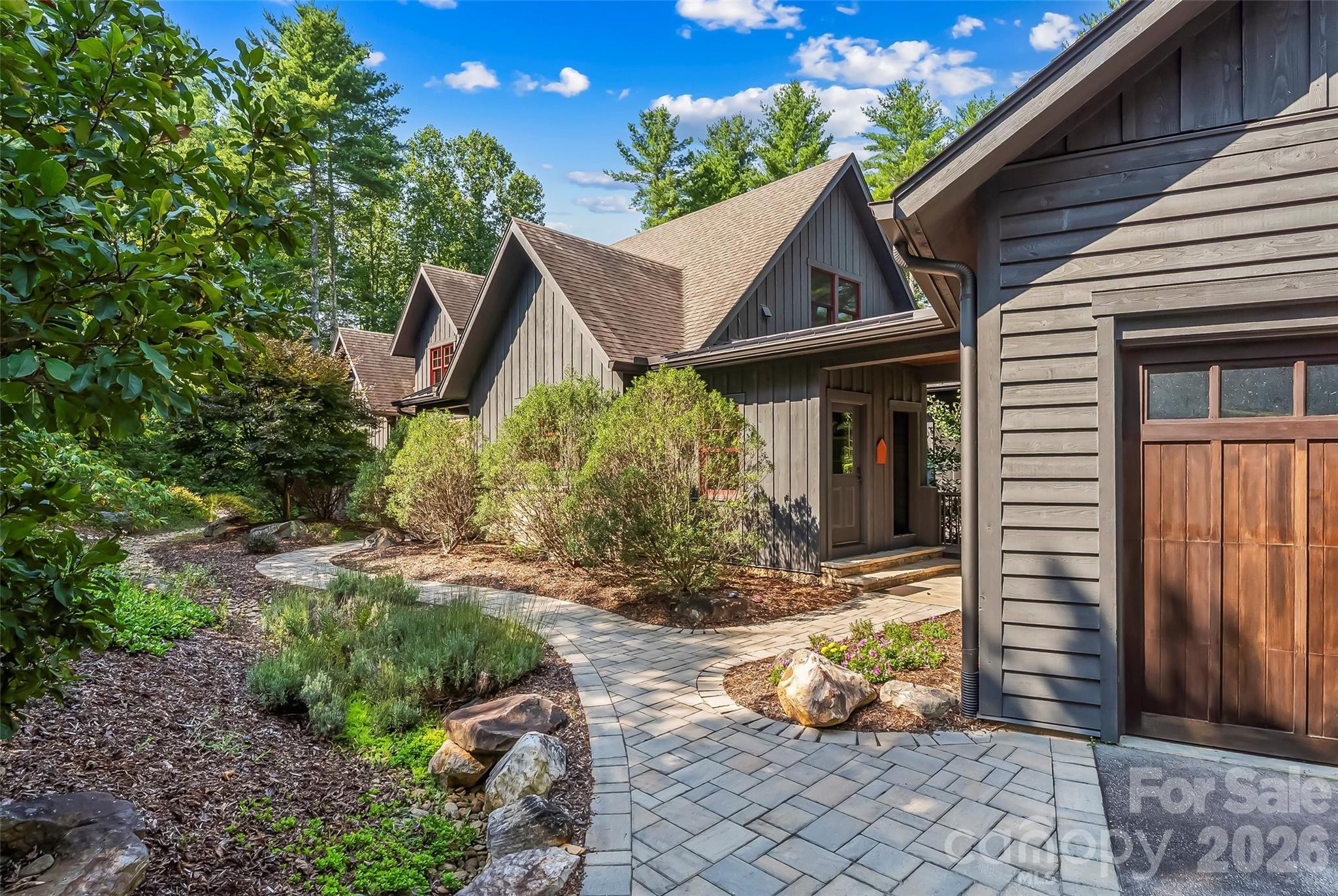 3201 Donahue Drive