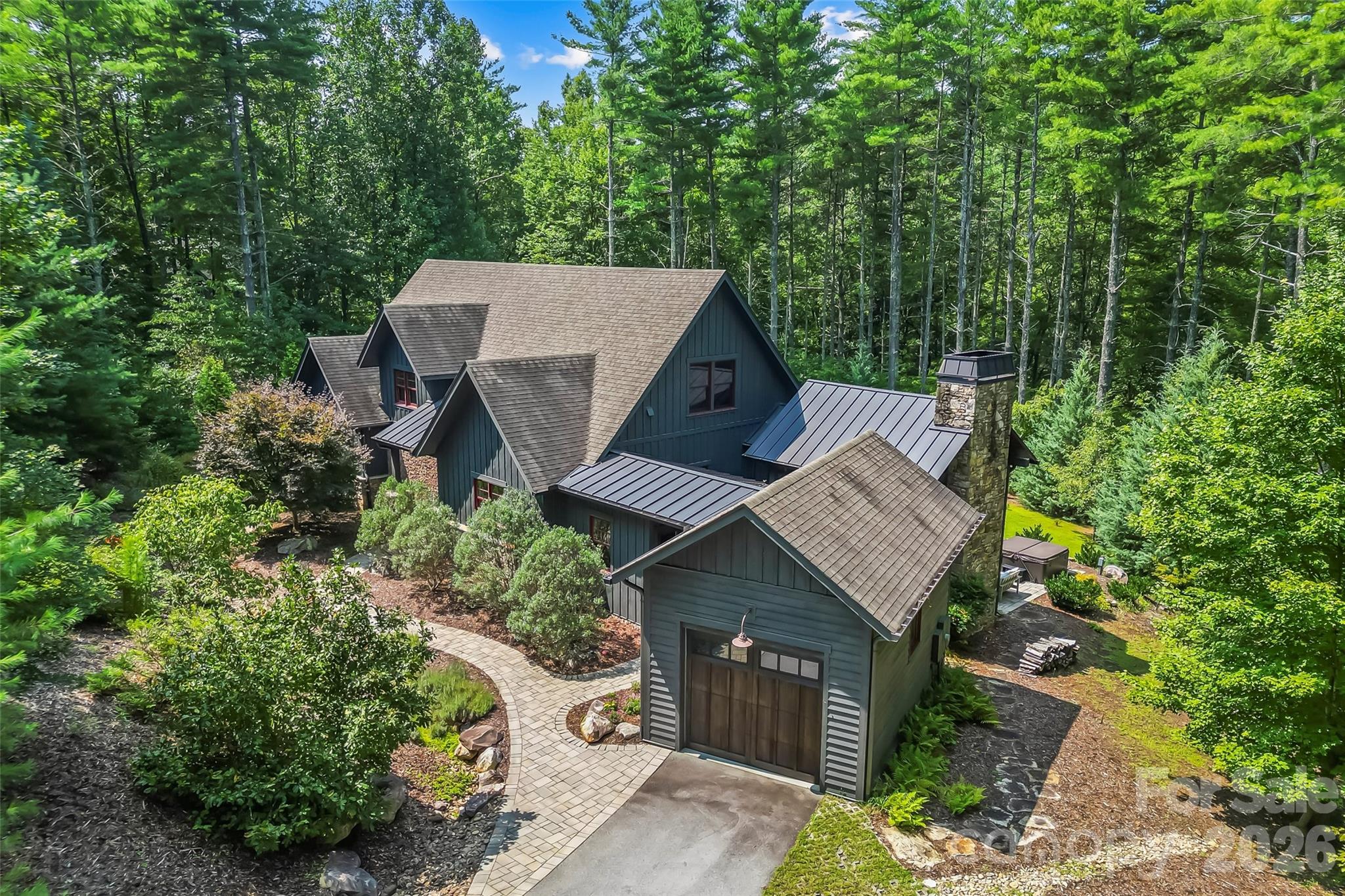 3201 Donahue Drive