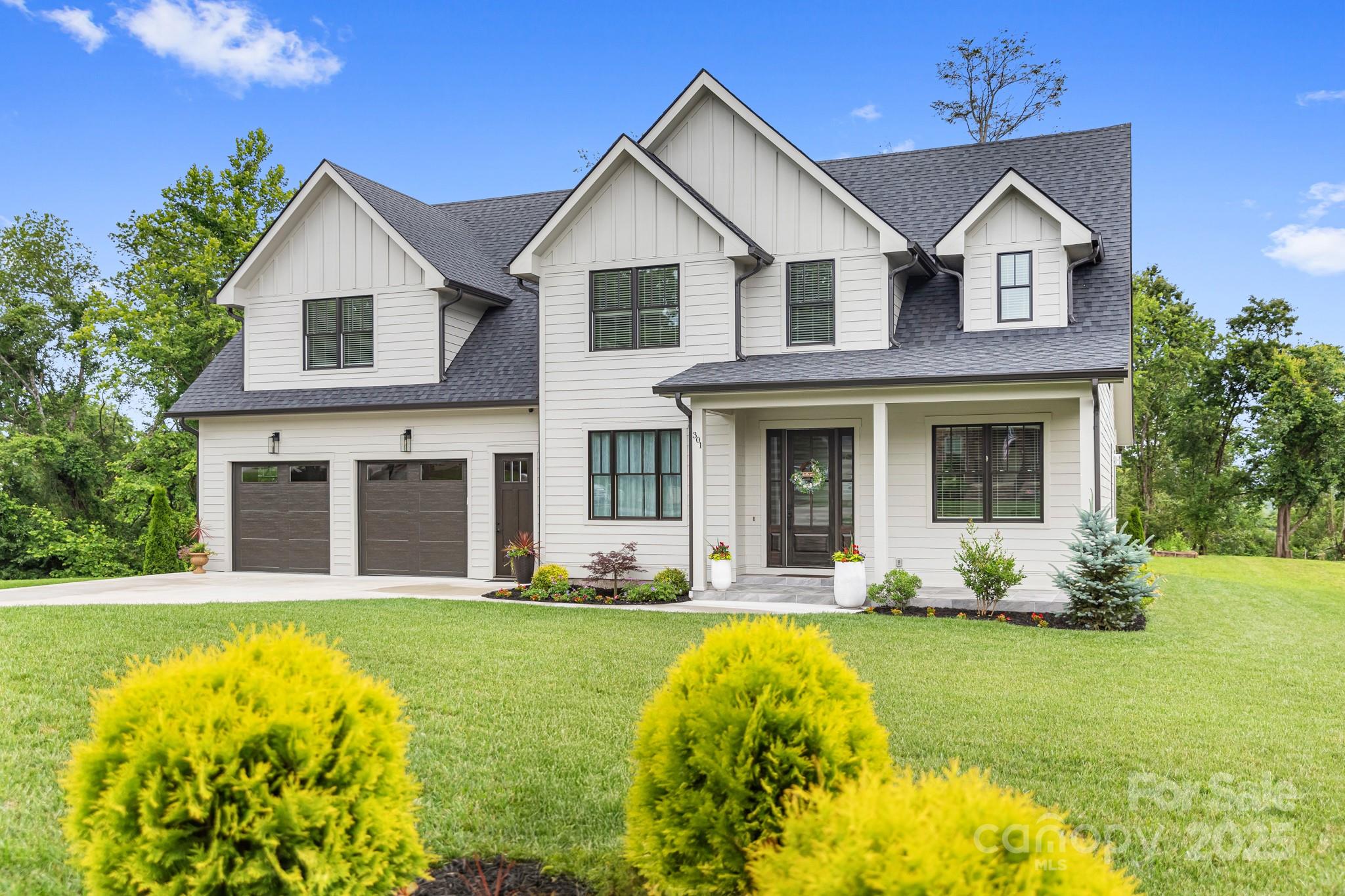 301 Rockbridge Road 22