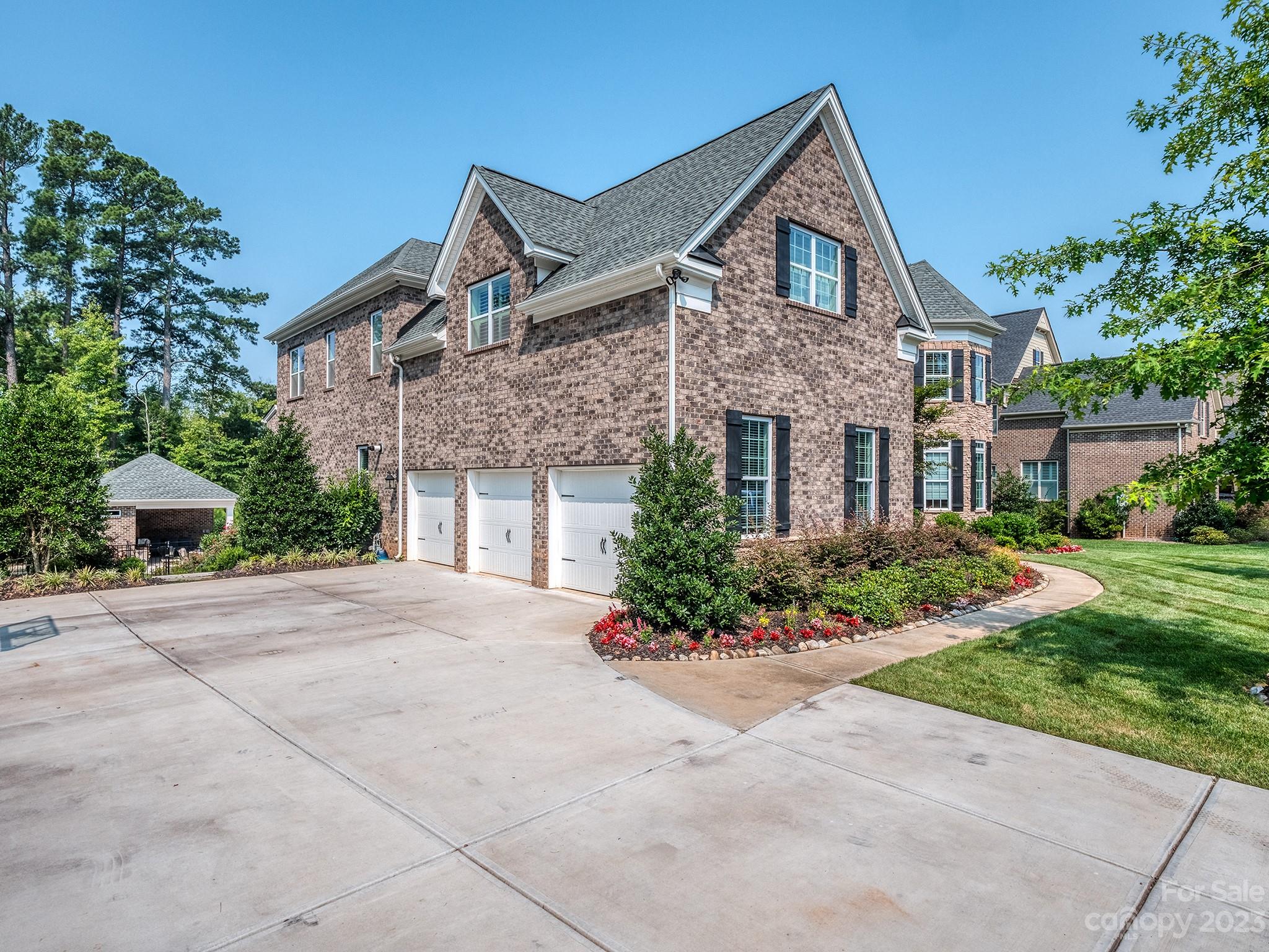 The Falls at Weddington - Residential