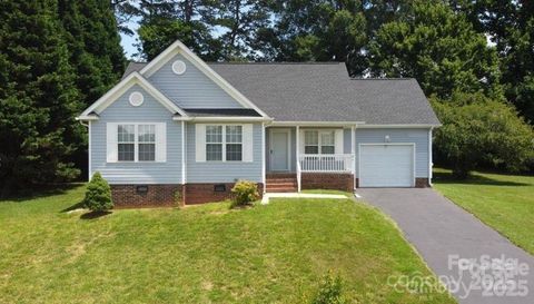 Photo of 167 Angel Oaks Drive, Statesville, NC 28677 (MLS # 4309250)