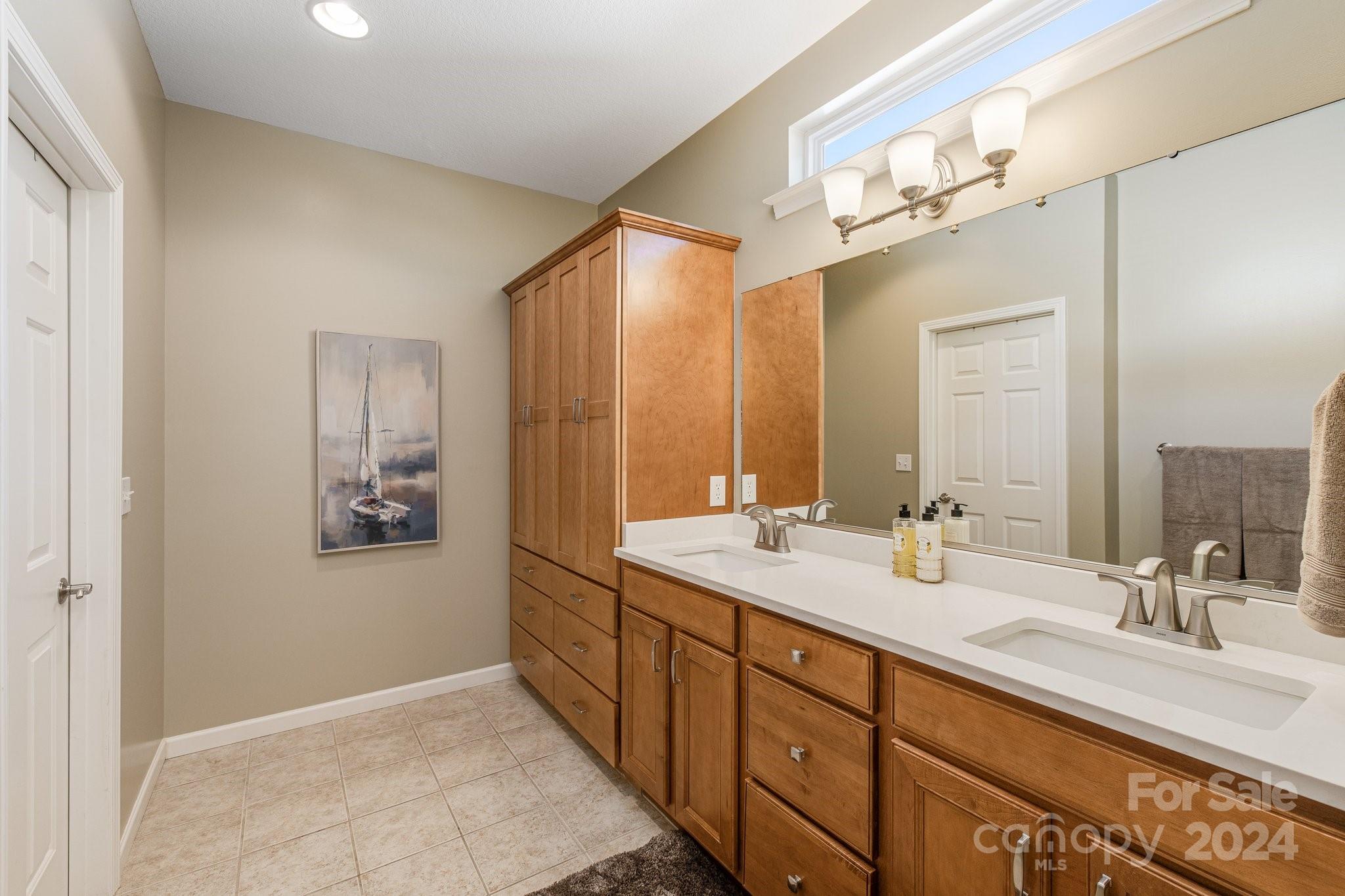 Mayfair Glen - Residential