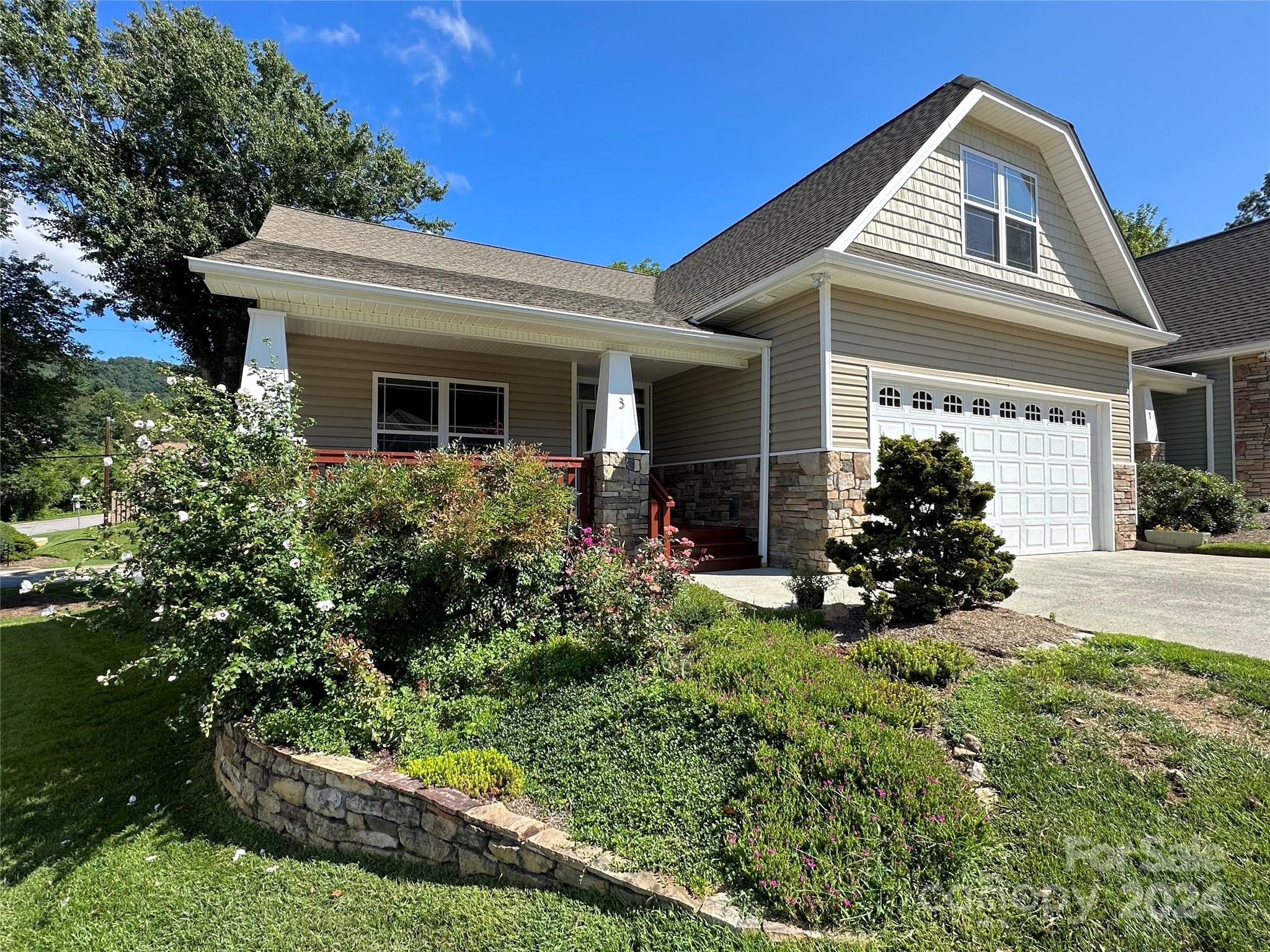 Mayfair Glen - Residential