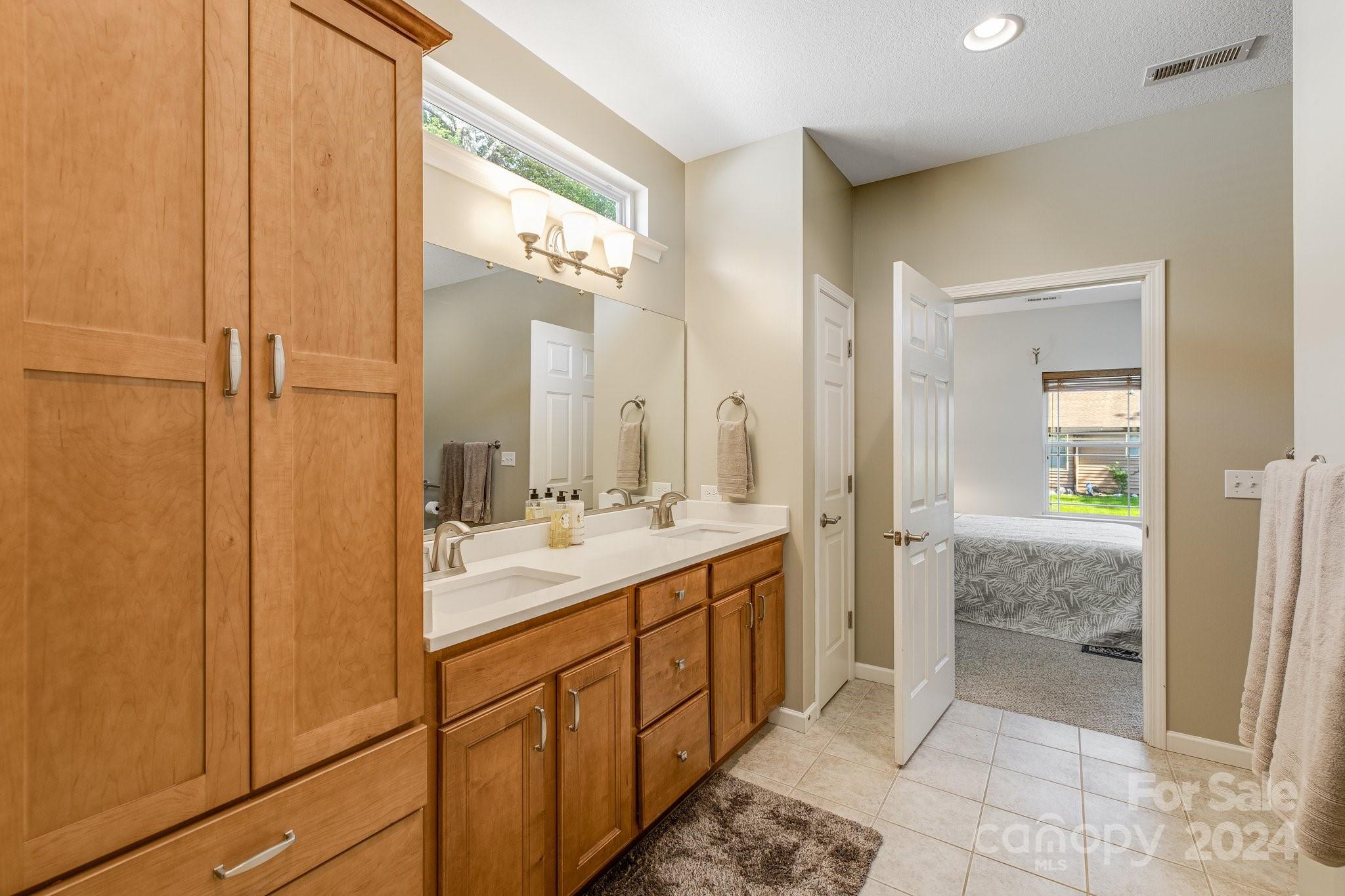 Mayfair Glen - Residential