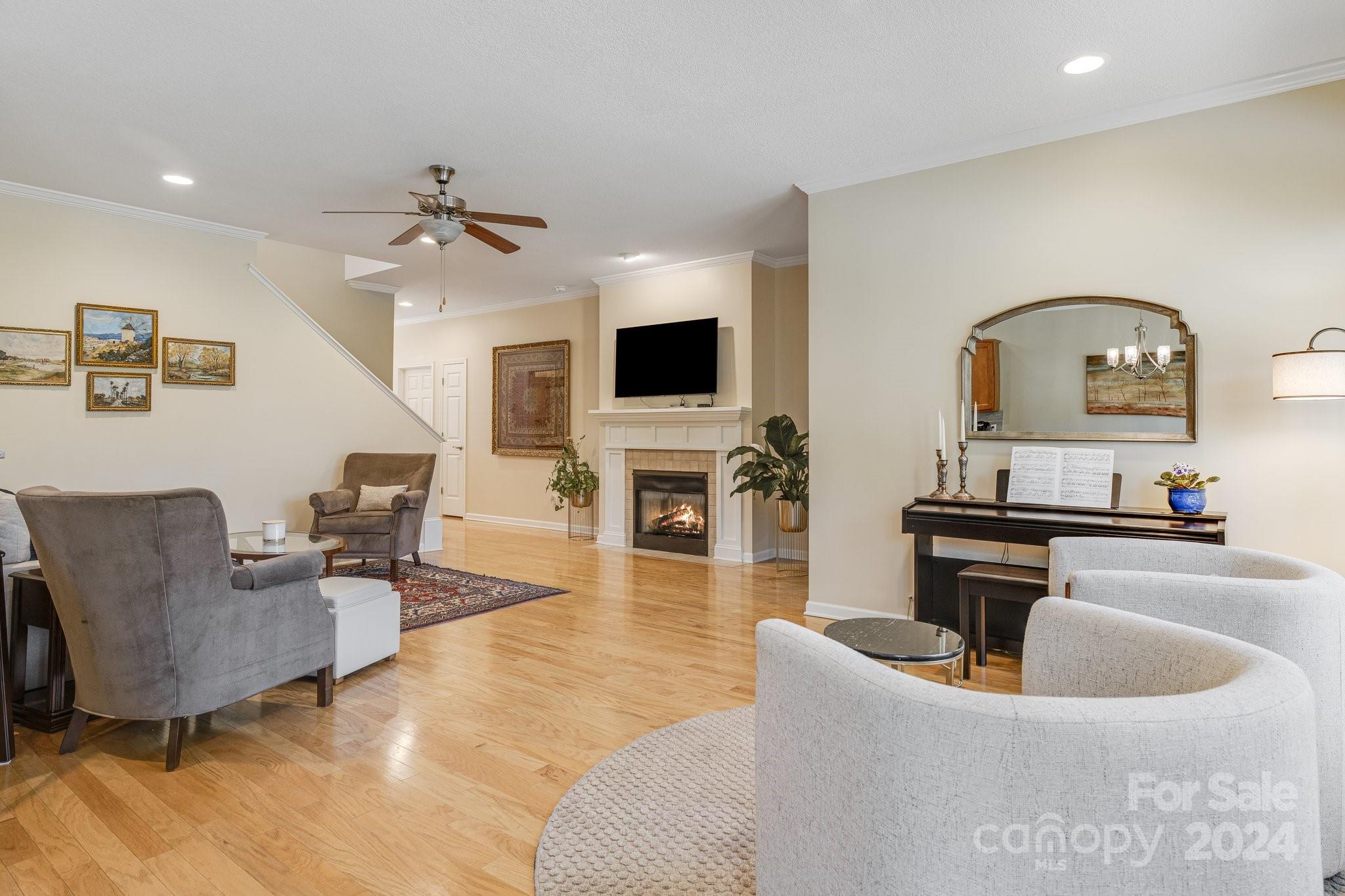 Mayfair Glen - Residential