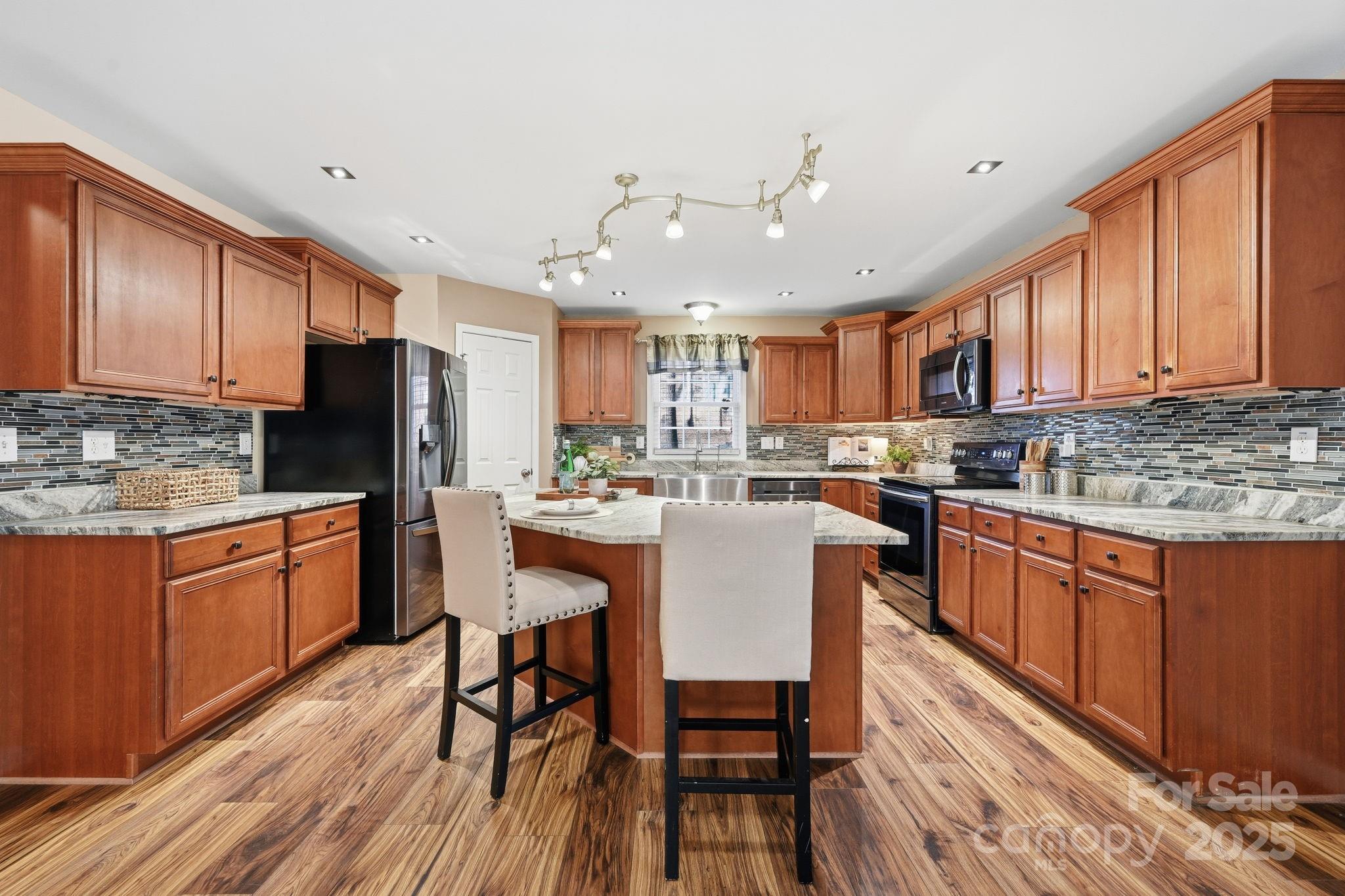 2624 Mt Isle Harbor Drive