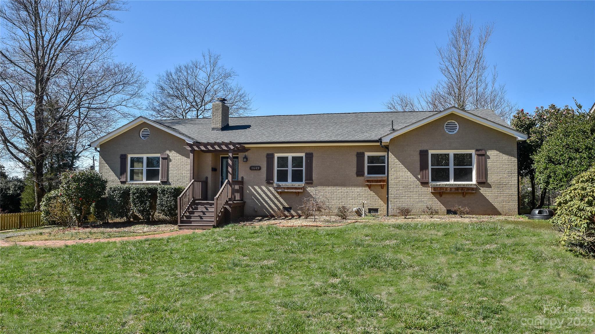 Medford Acres - Residential Lease