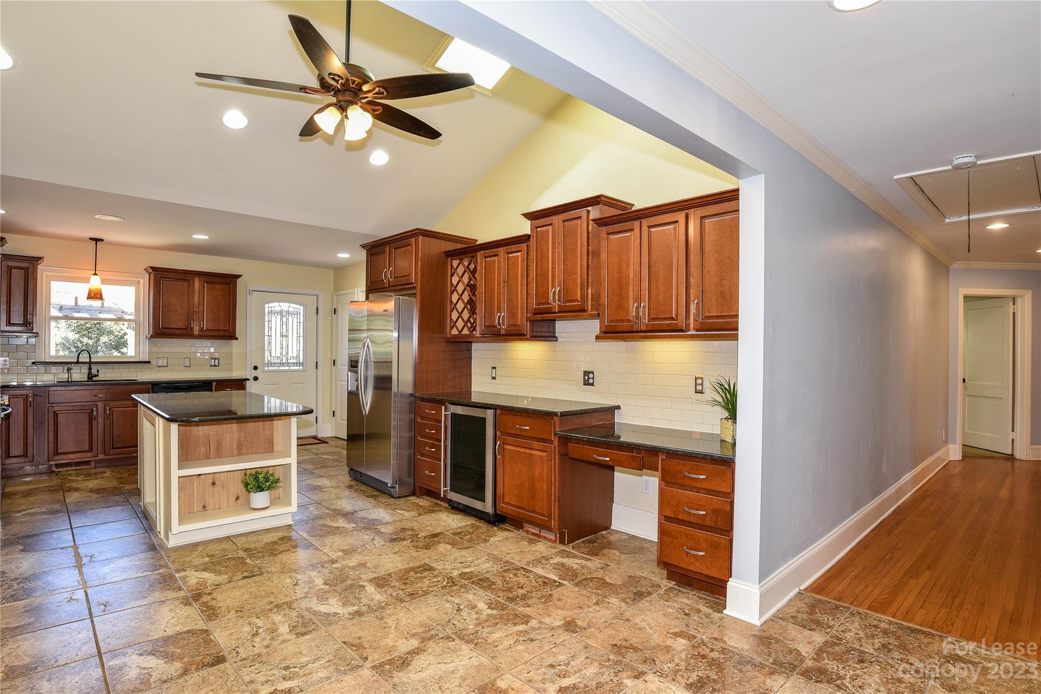 Medford Acres - Residential Lease