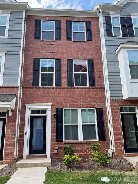 Photo of 6222 Cleburne Court, Charlotte, NC 28217 (MLS # 4377414)