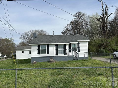 Photo of 1716 pope Avenue, Gastonia, NC 28052 (MLS # 4358799)