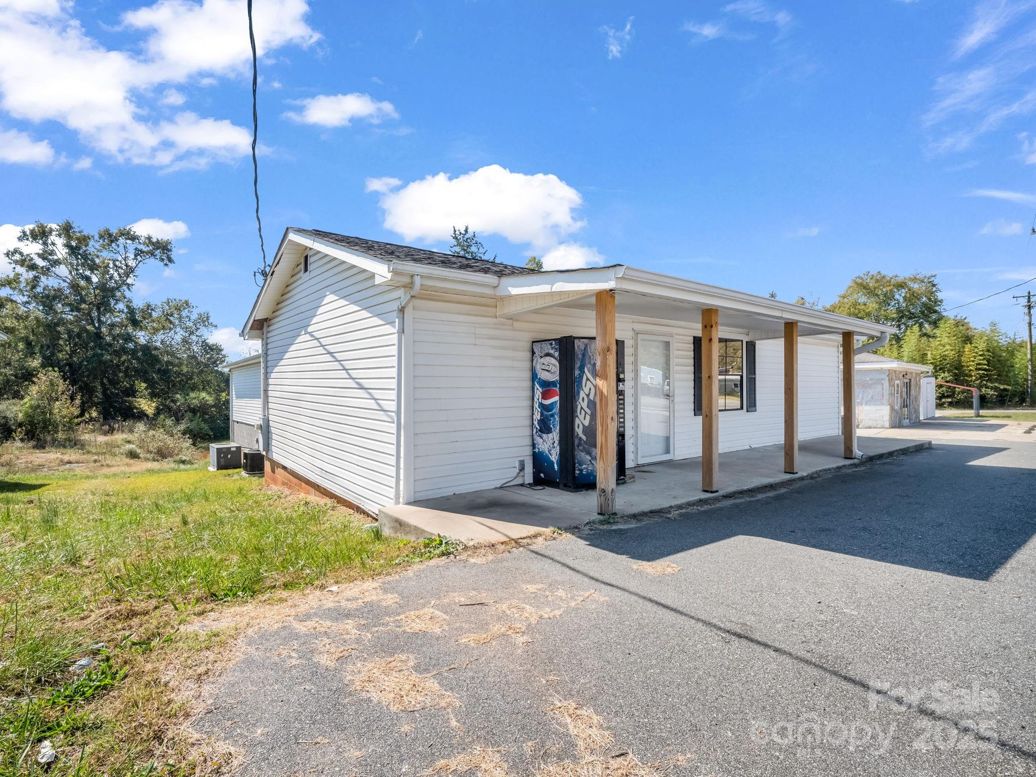 314 US 221A Highway Highway