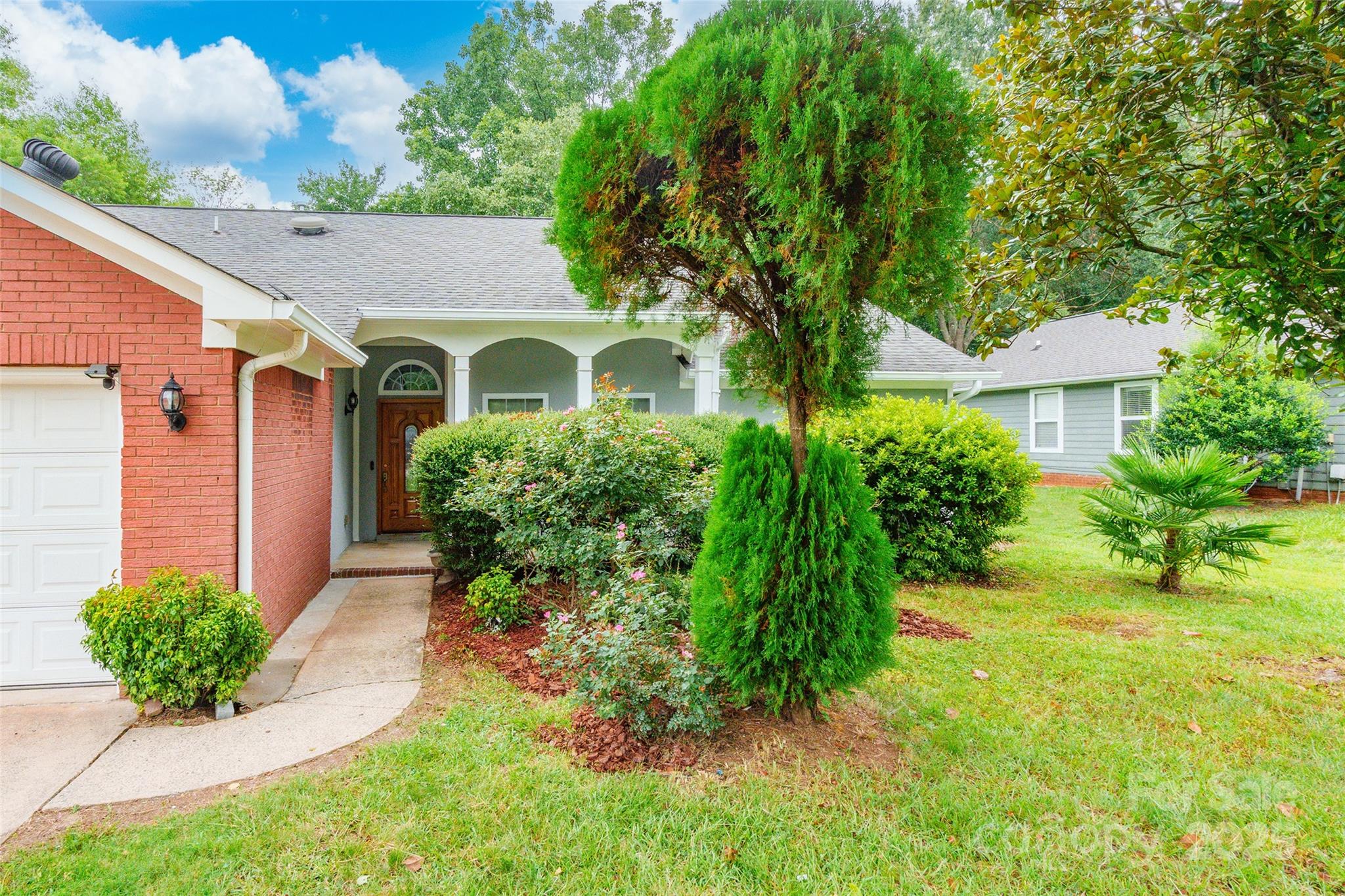 12145 Landing Green Drive