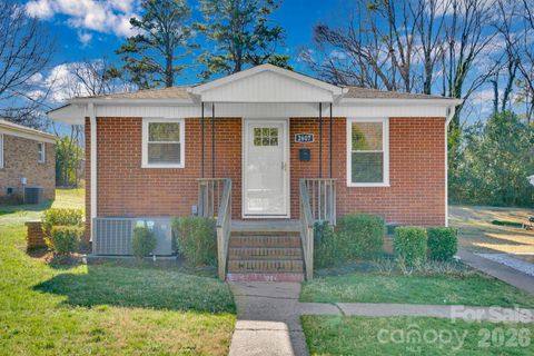 2607/2609 Celia Avenue Charlotte NC 28216
