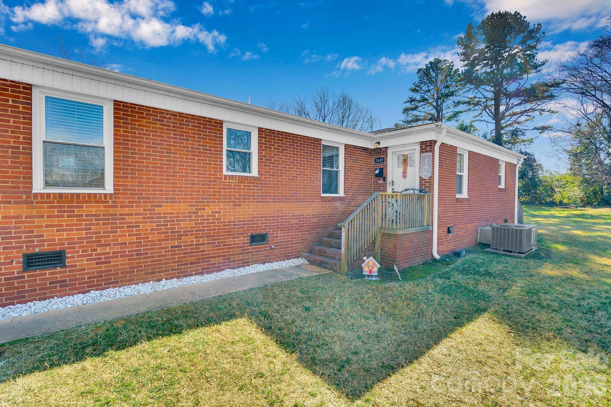 Washington Heights - Residential Income