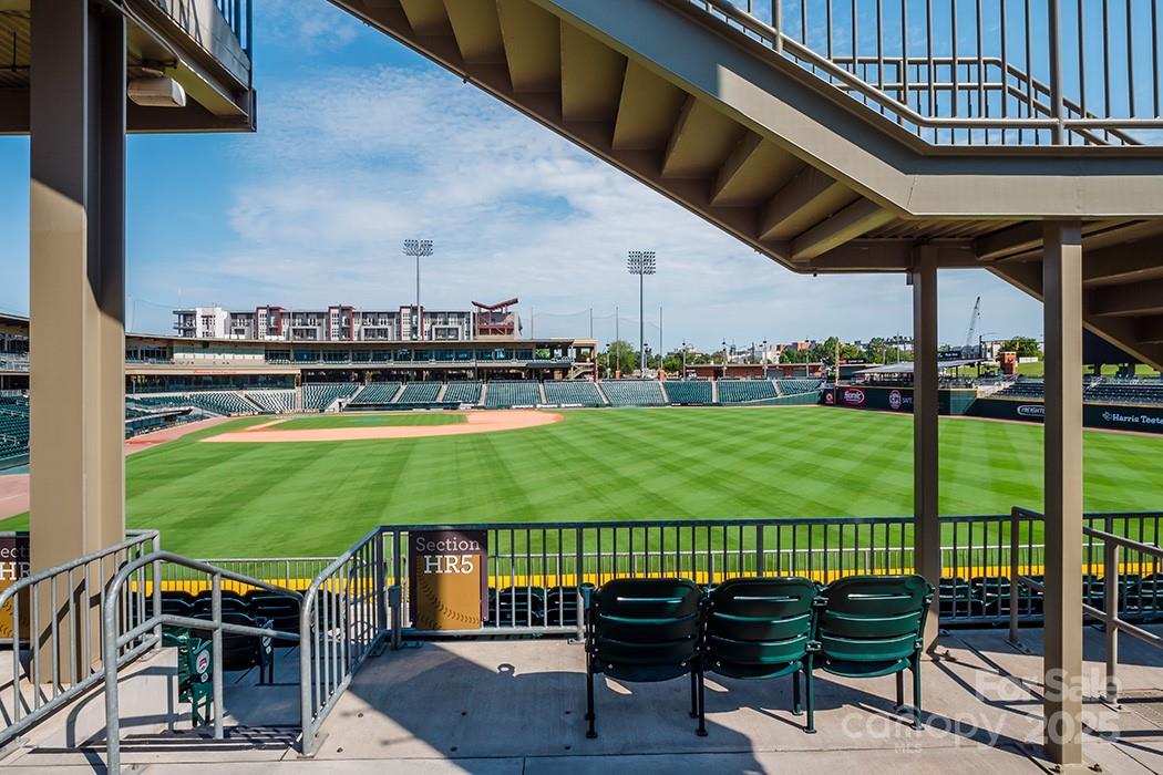 Court 6 - Residential