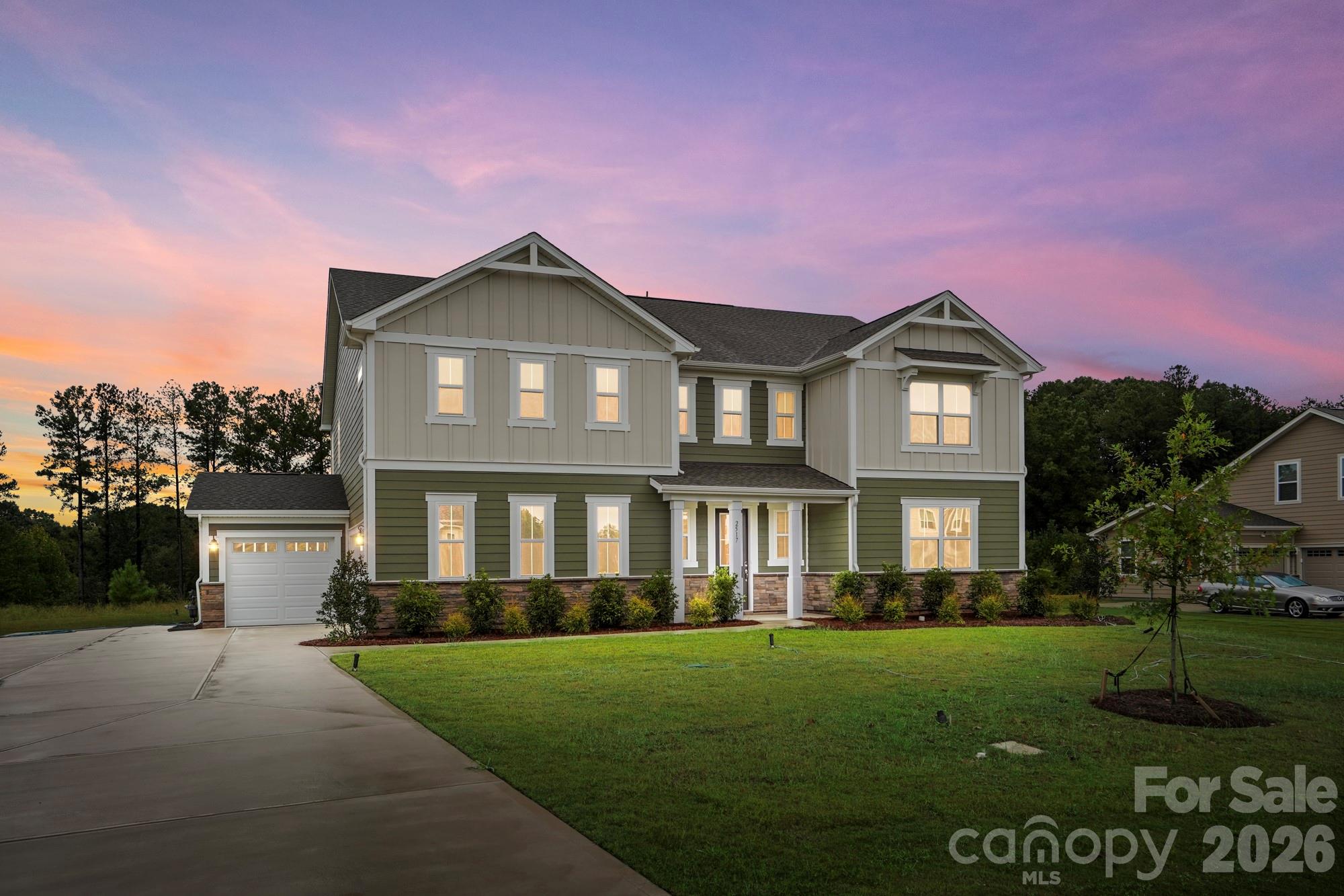 2517 Mabel Lane