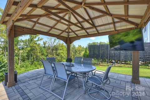 A home in Huntersville