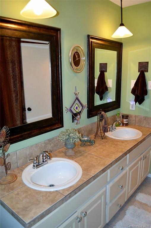 Pinecrest - Residential