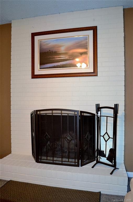 Pinecrest - Residential