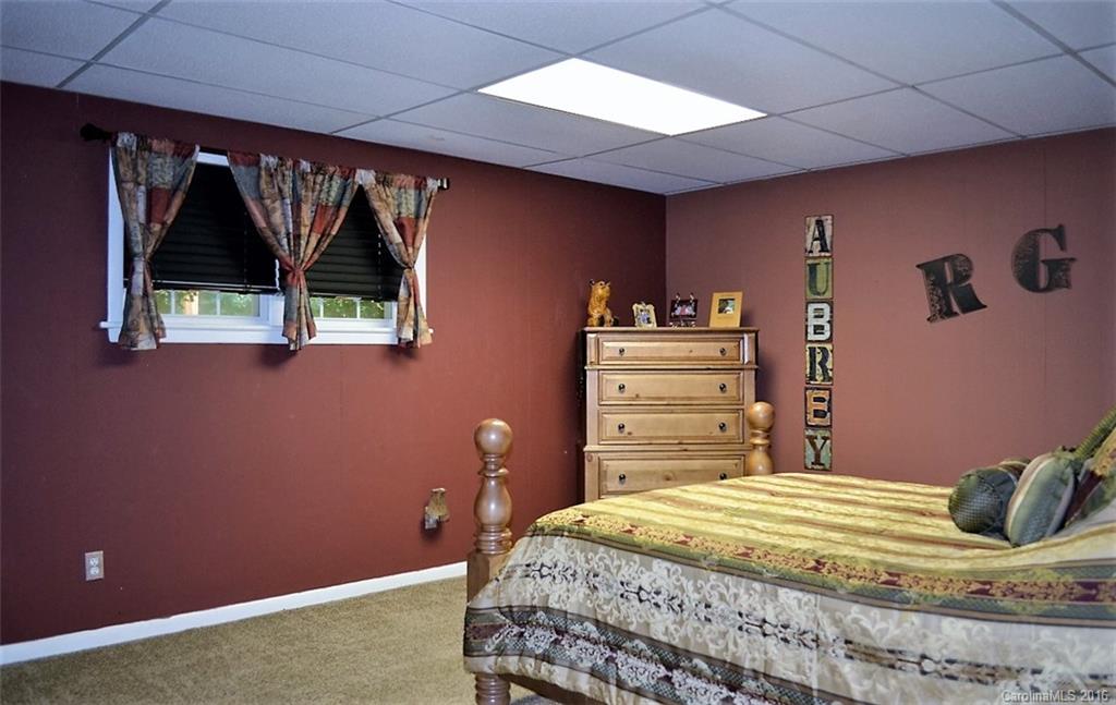 Pinecrest - Residential