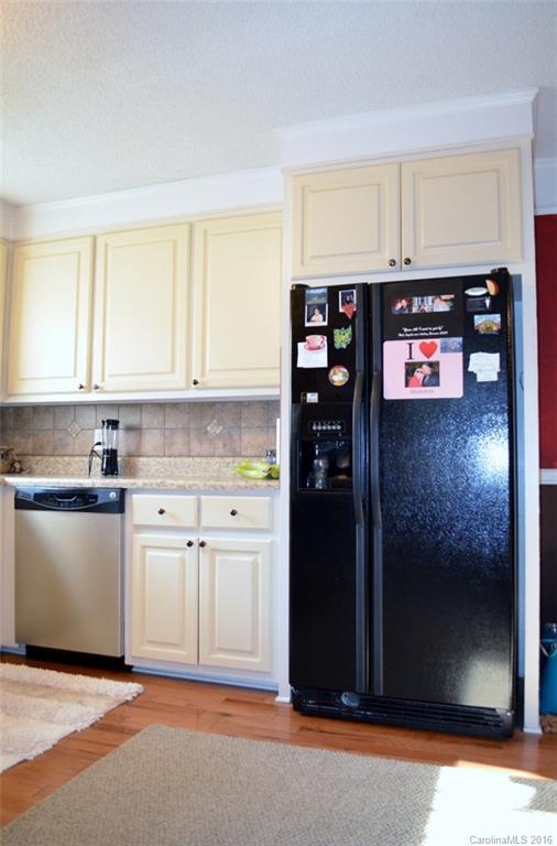 Pinecrest - Residential