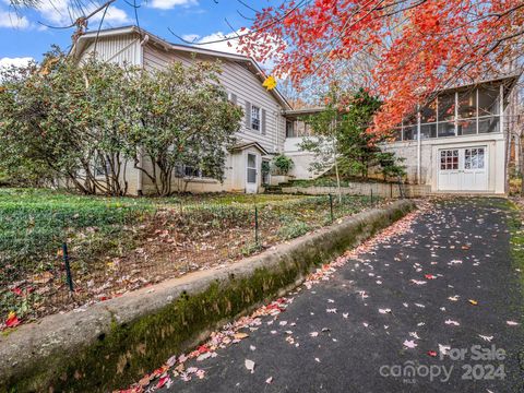 A home in Tryon