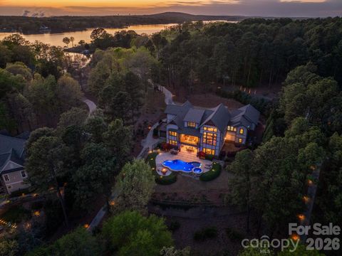 18321 Rosapenny Road Charlotte NC 28278