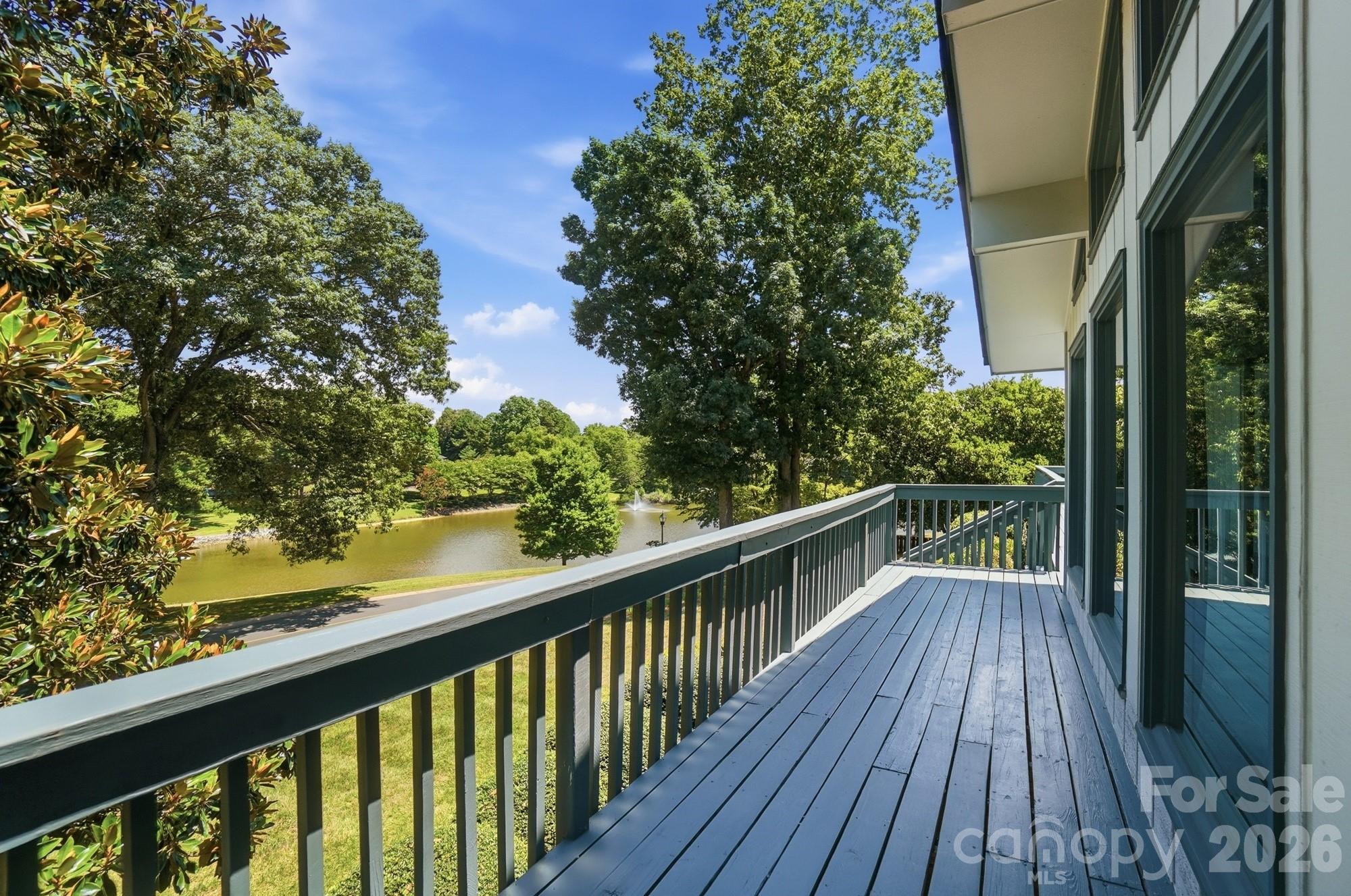 1507 Heatherloch Drive