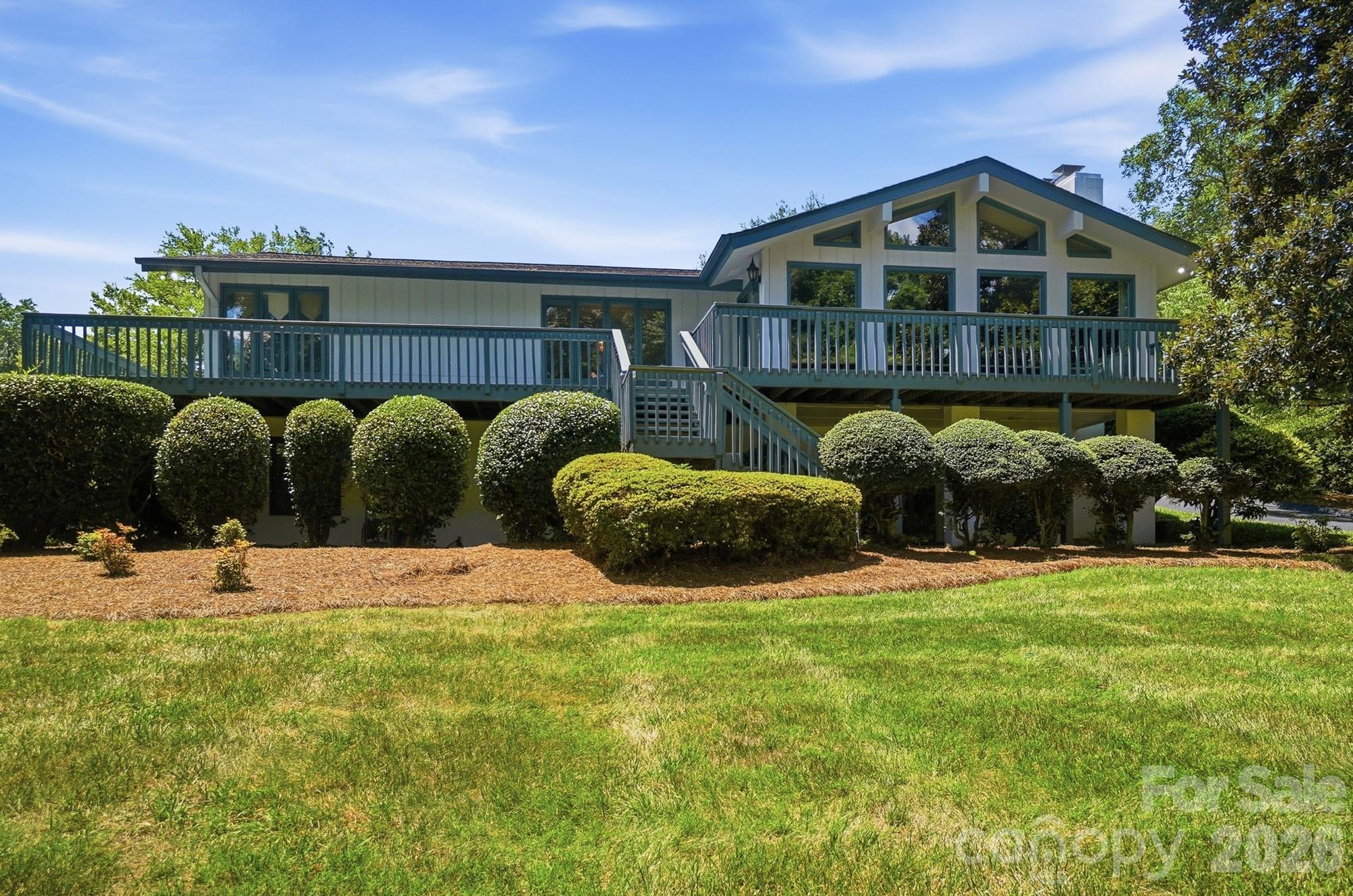 1507 Heatherloch Drive