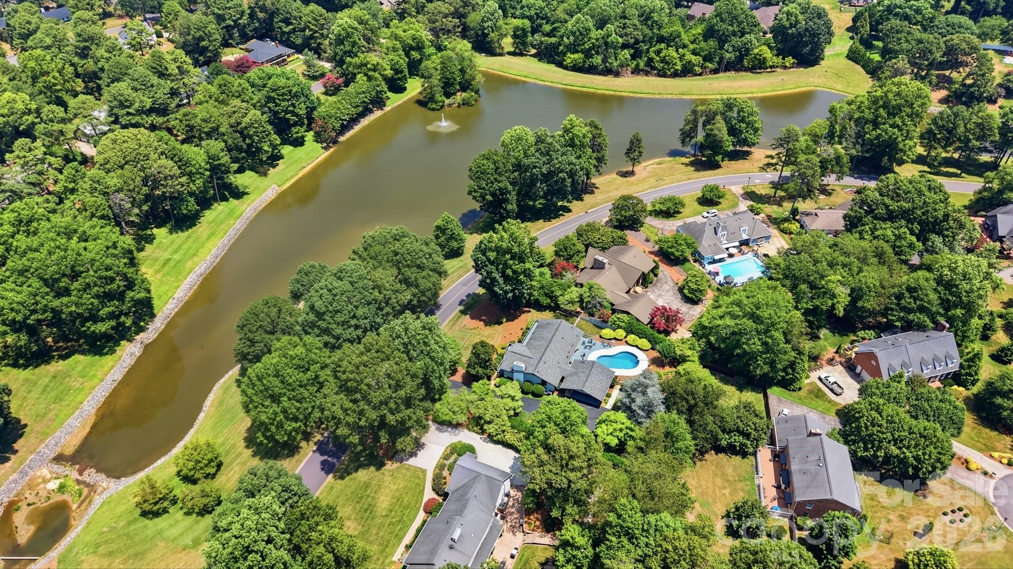 1507 Heatherloch Drive