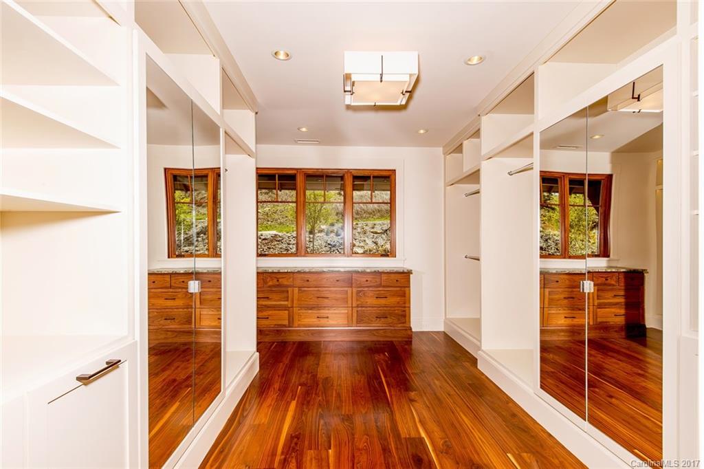 The Cliffs at Walnut Cove - Residential