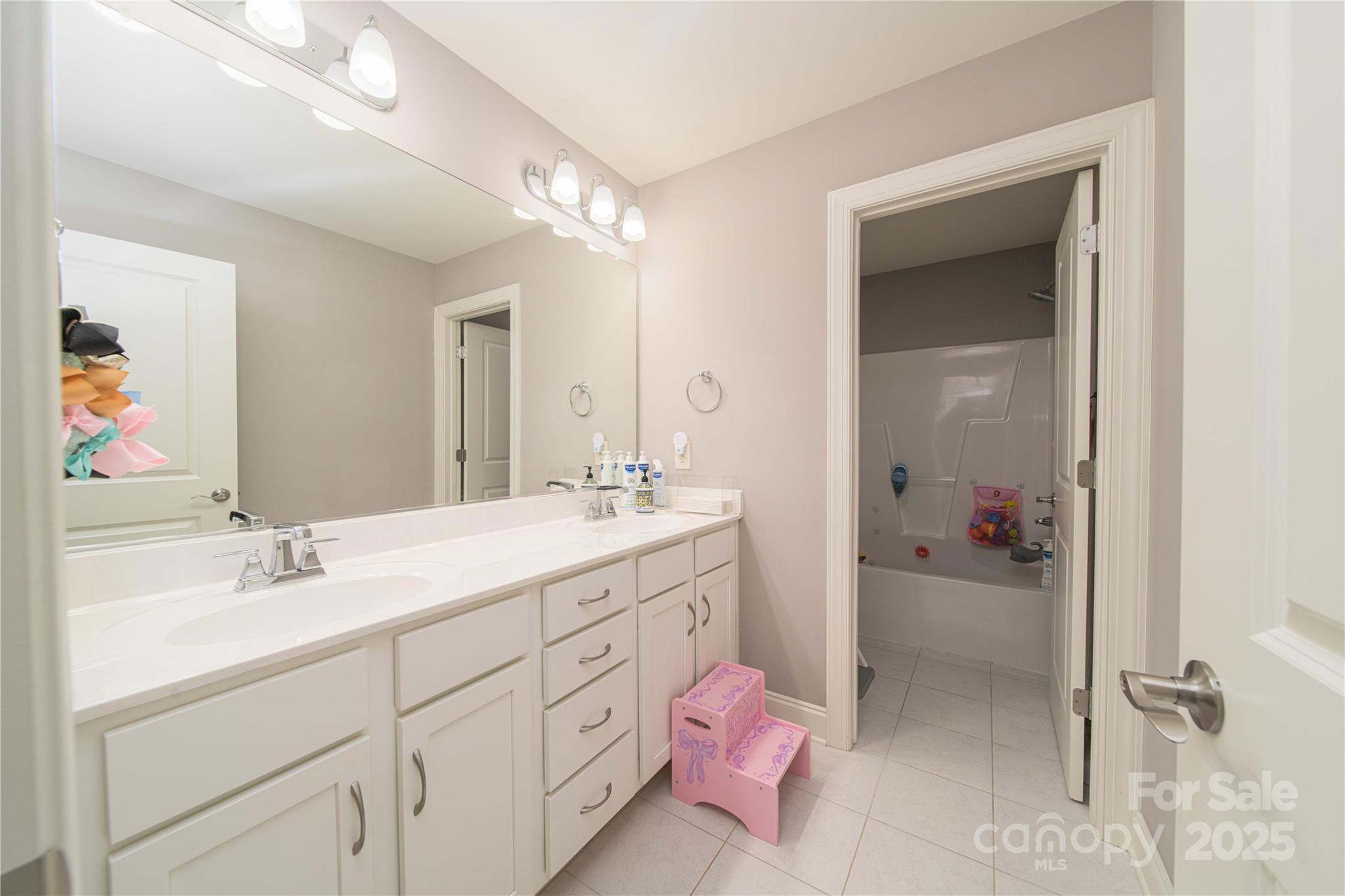 Oak Valley - Residential