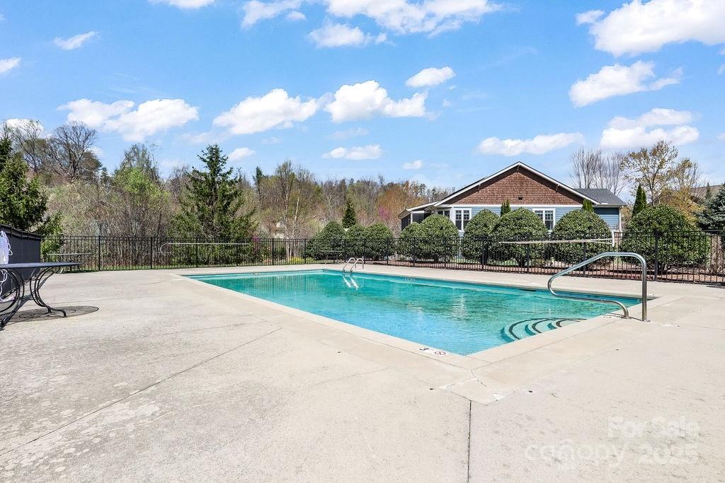 Pinebrook Farms - Residential