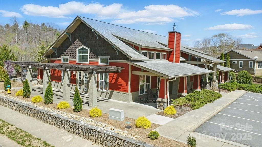 Pinebrook Farms - Residential