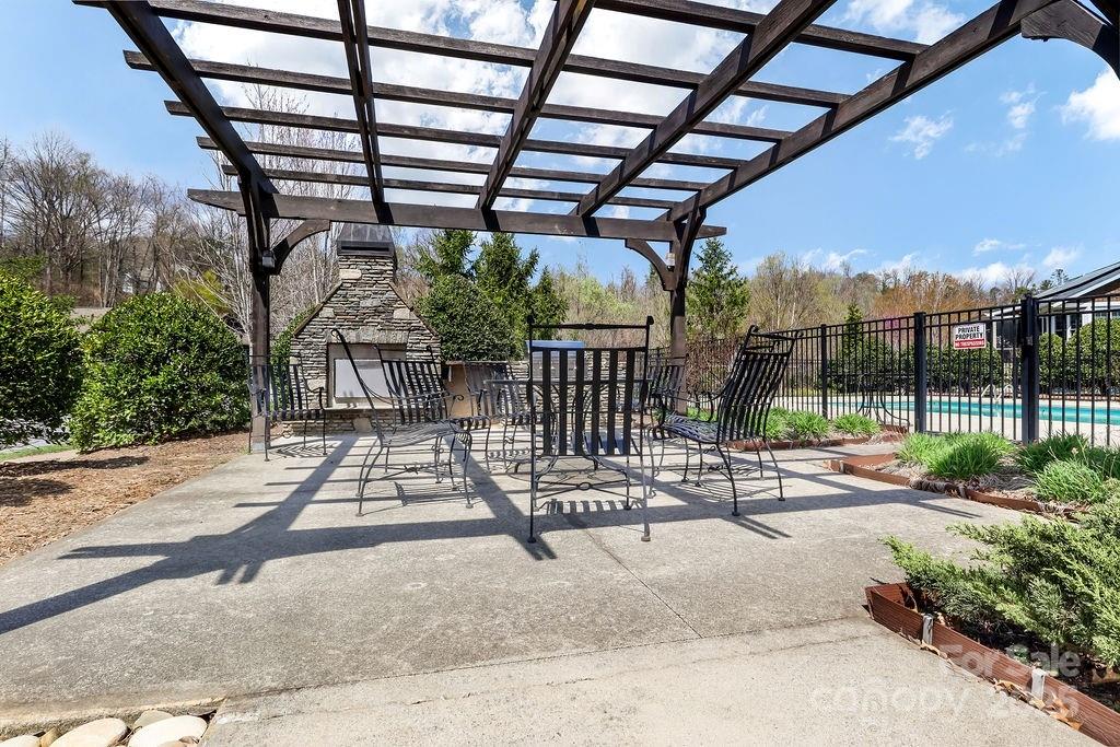 Pinebrook Farms - Residential