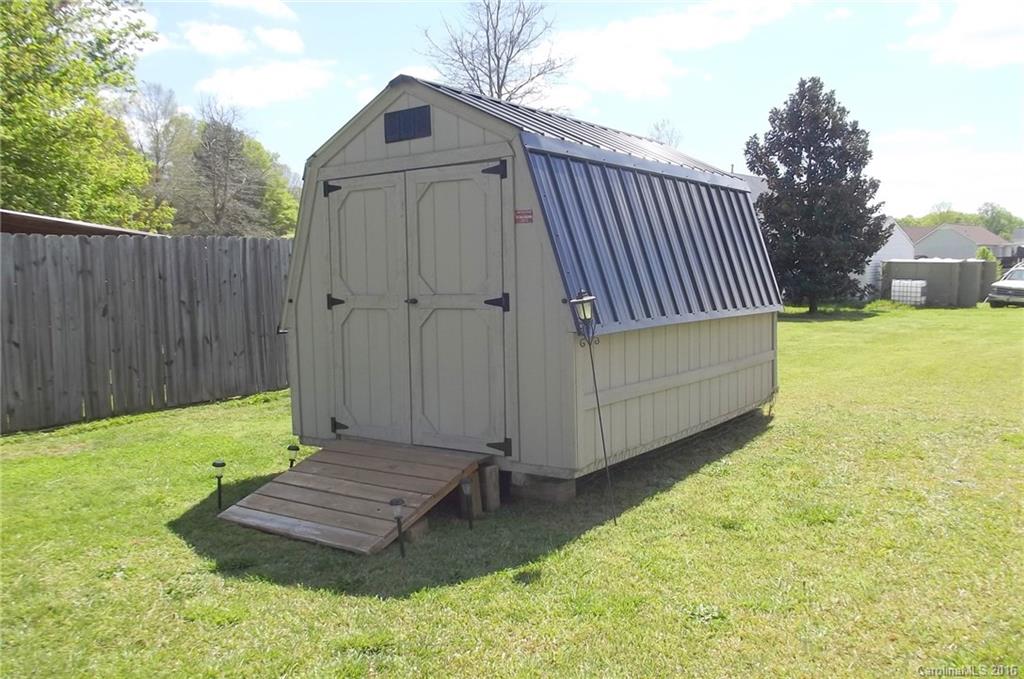 Caroline Acres - Residential