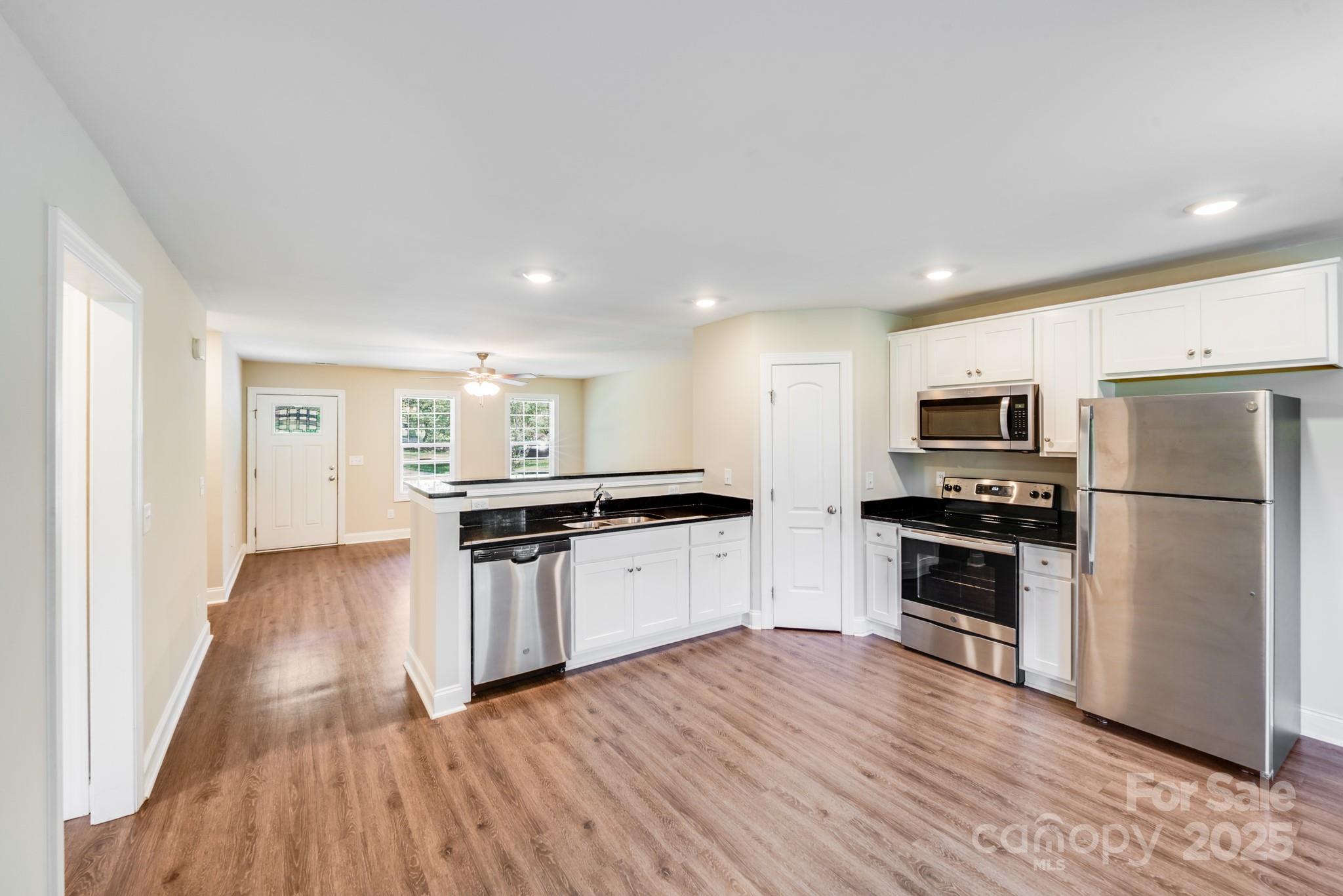 115 Dove Avenue SW