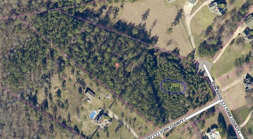 Beautiful fully wooded level lot on cul-de-sac in Derby Downs.  Horses are allowed.  Current owner said it perked when he bought it.  Buyer will need to install septic and well  No modular or double wide homes allowed