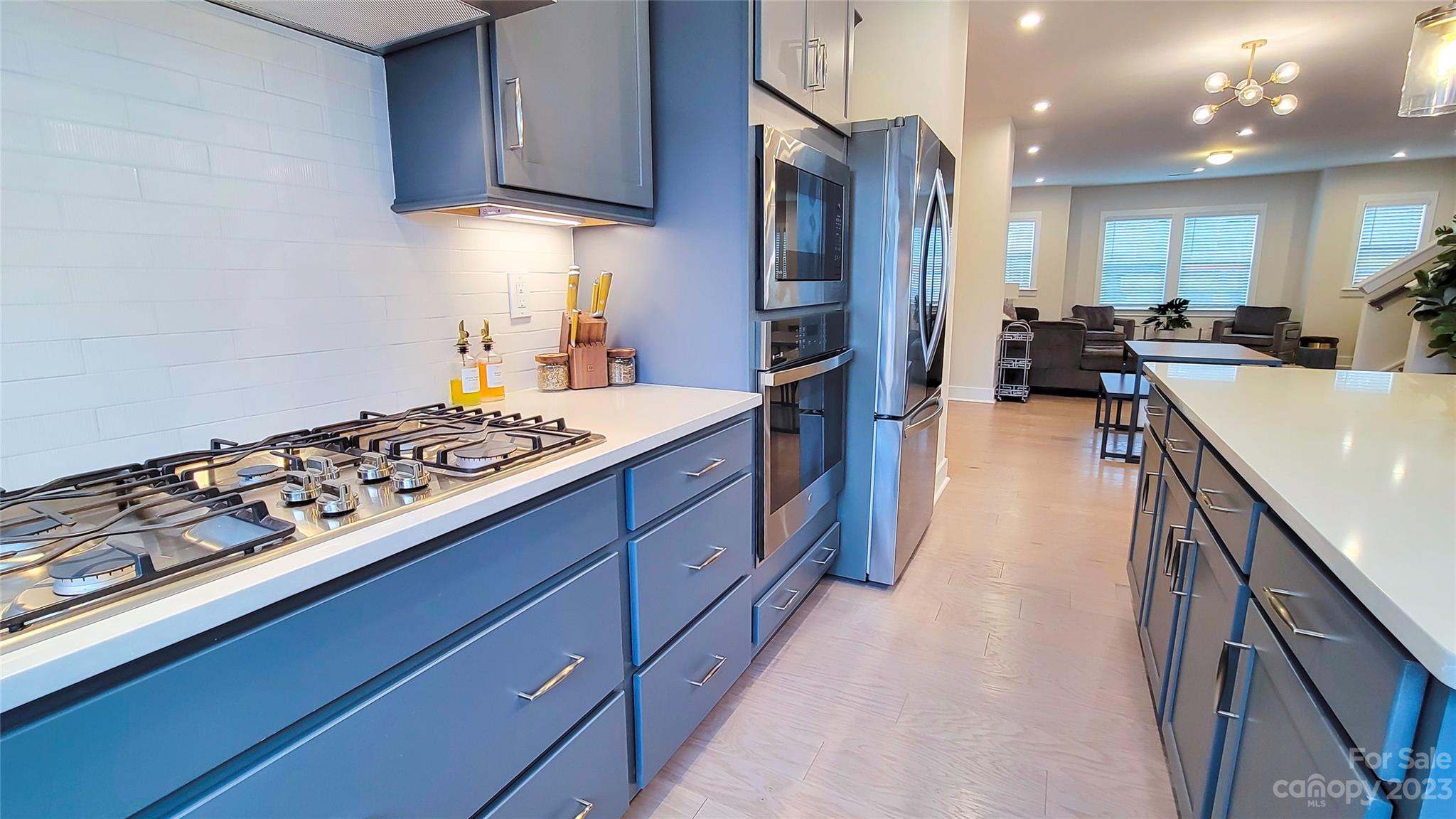 Six Twenty - Residential