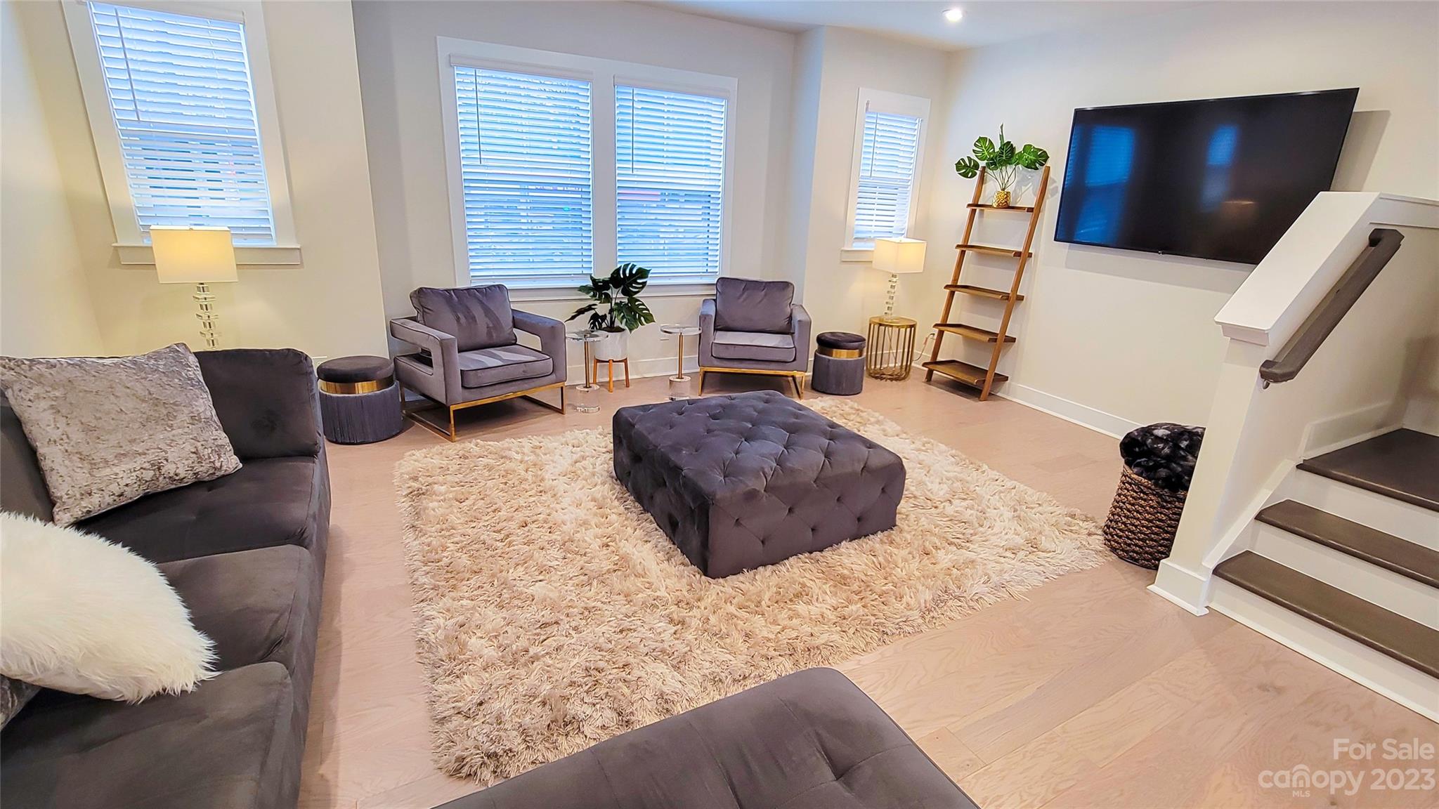 Six Twenty - Residential