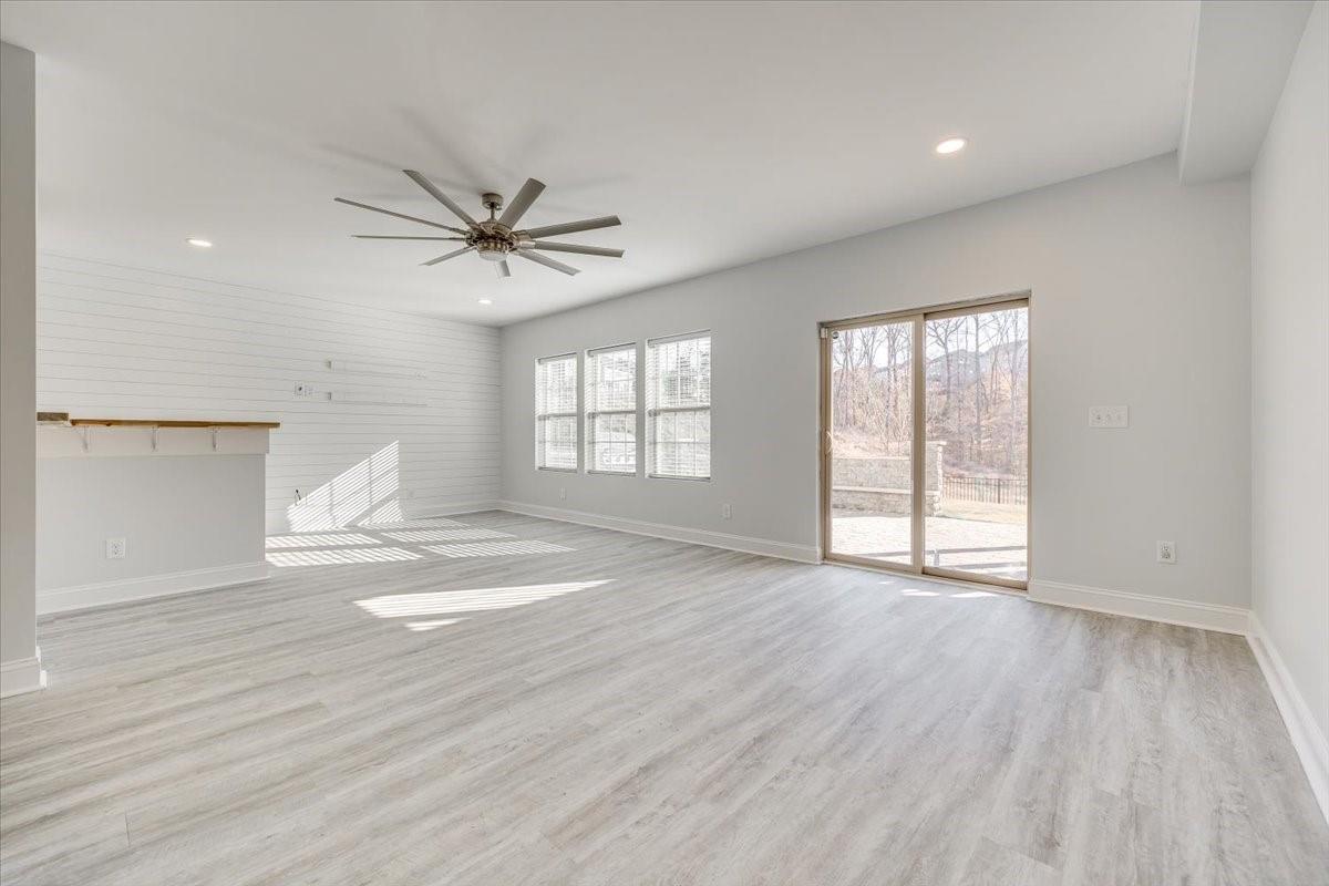 WATERSIDE AT THE CATAWBA - Residential