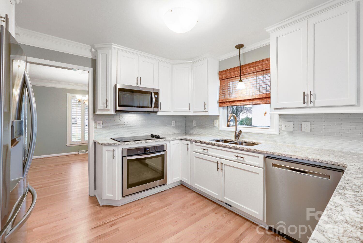 Country Club Shores - Residential