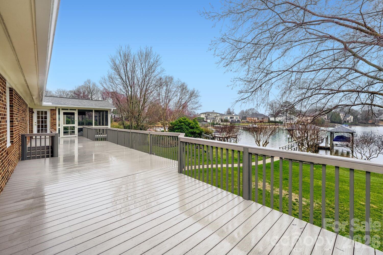 Country Club Shores - Residential