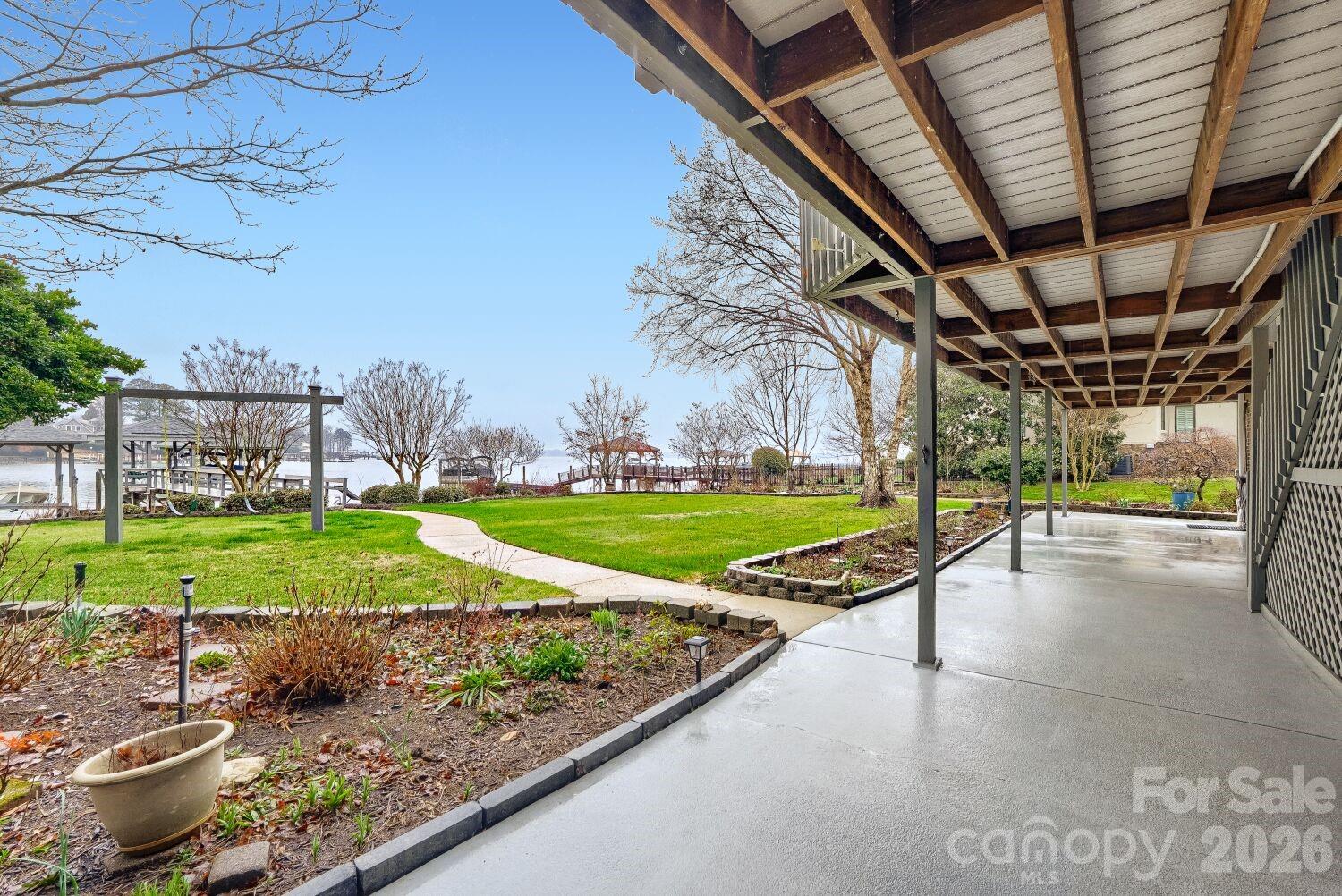 Country Club Shores - Residential