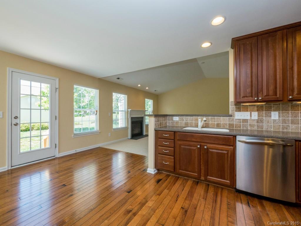 Autumn Cove At Lake Wylie - Residential