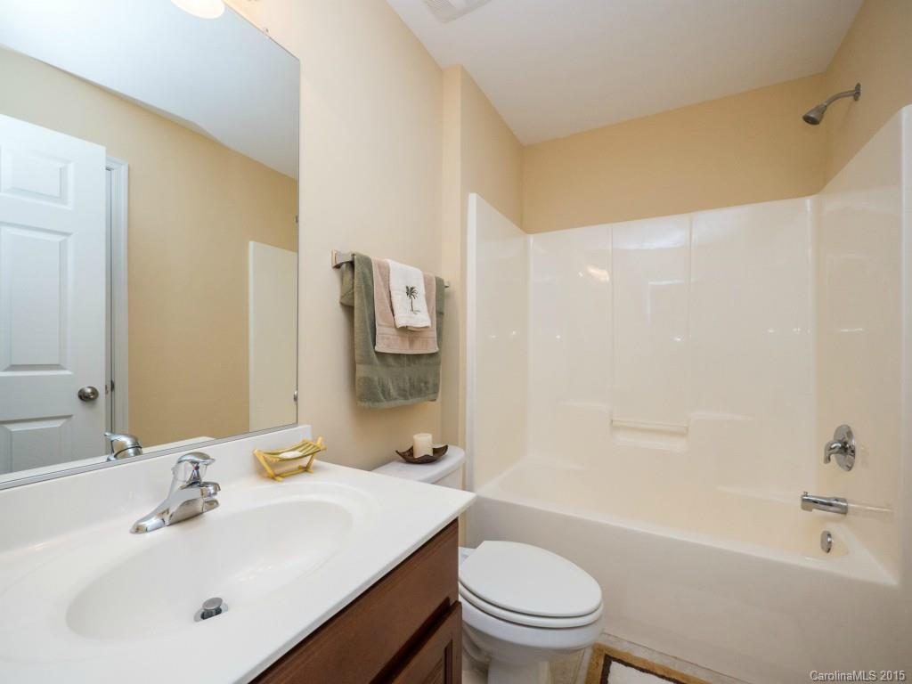 Autumn Cove At Lake Wylie - Residential