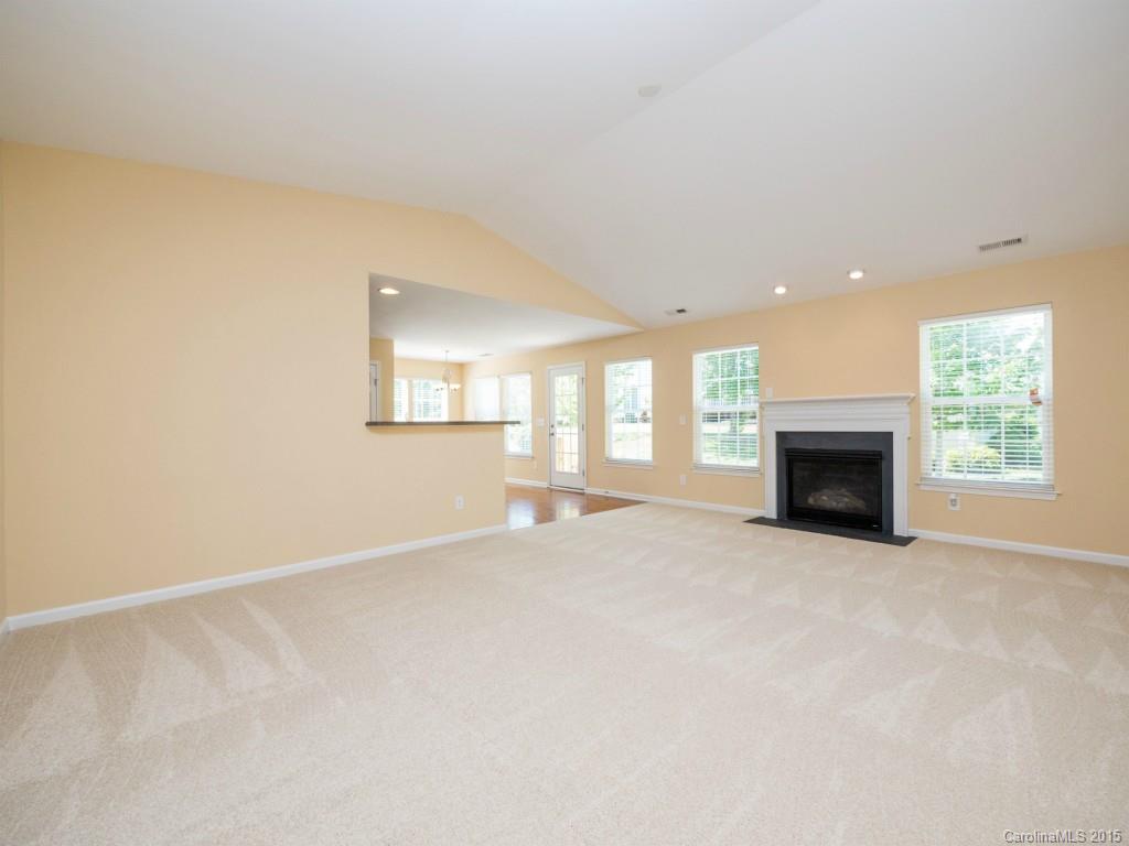 Autumn Cove At Lake Wylie - Residential