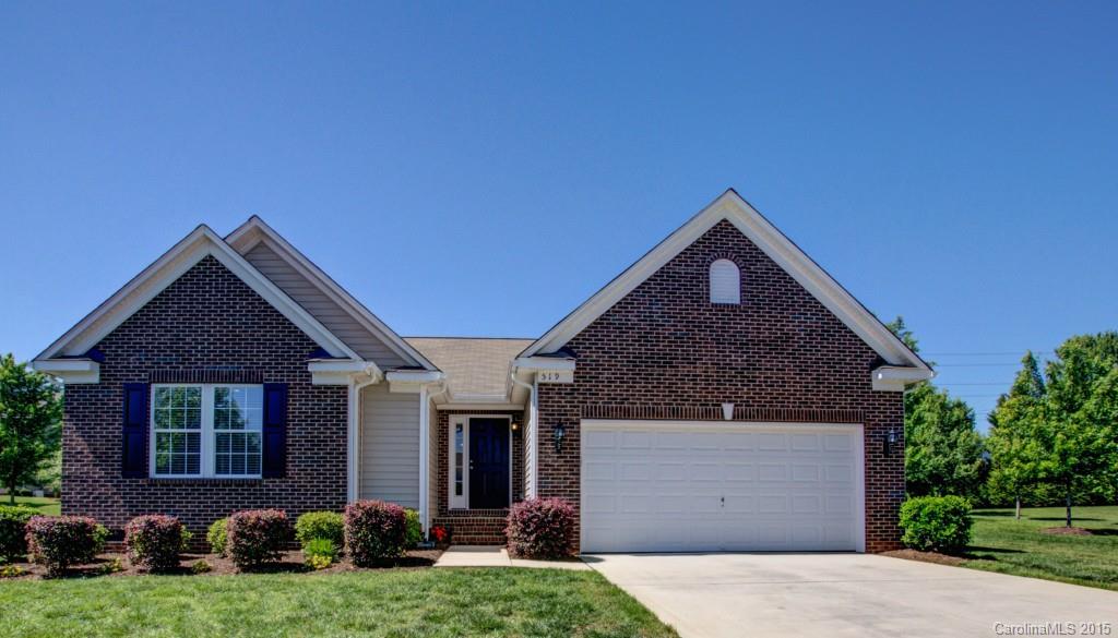 Autumn Cove At Lake Wylie - Residential