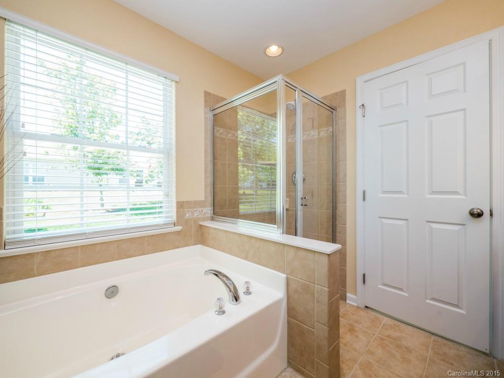 Autumn Cove At Lake Wylie - Residential