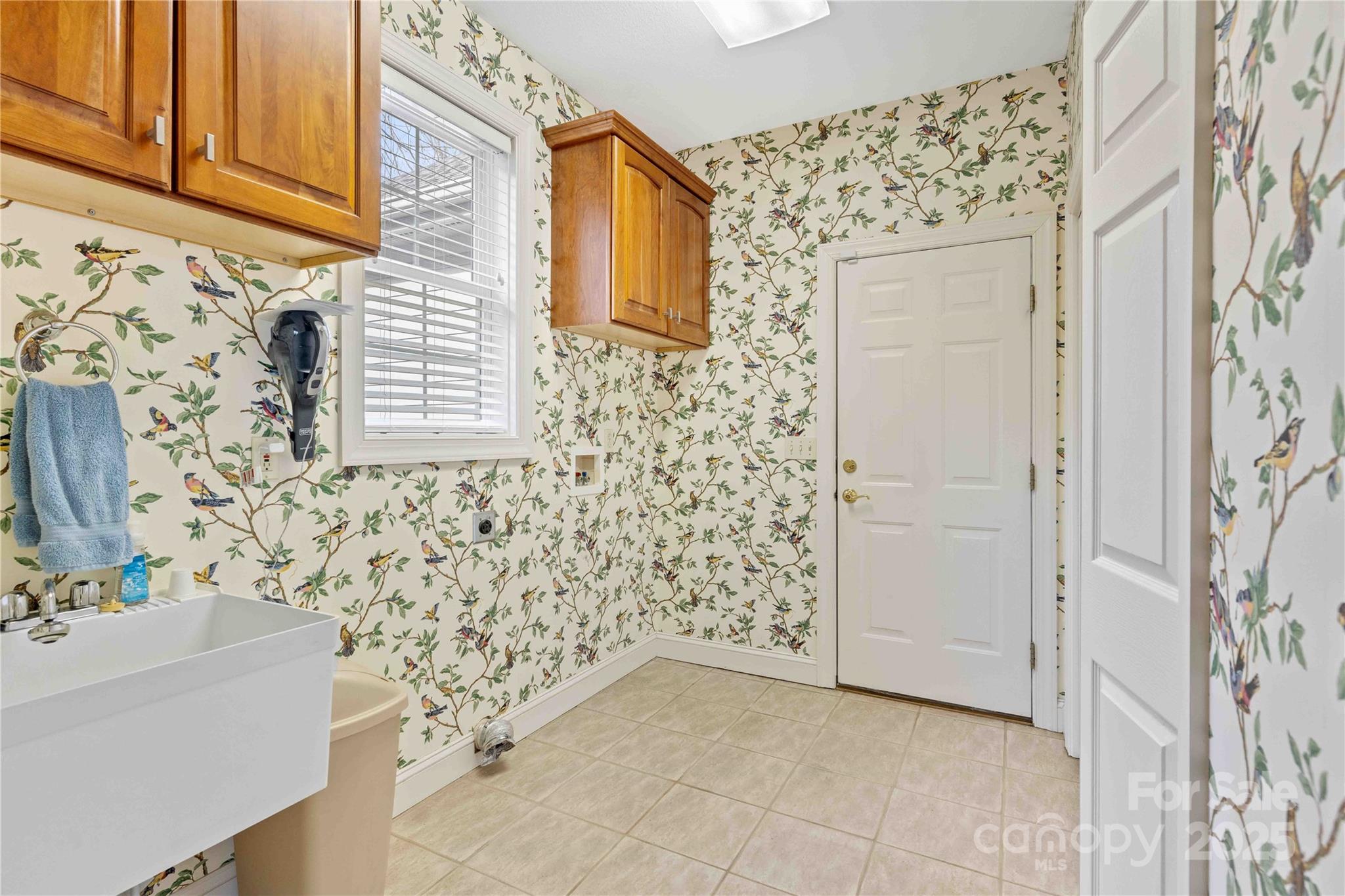 Dunroy On Rutledge - Residential